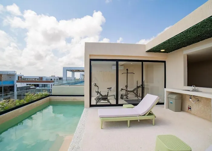Apartment Chic And Elegant Escape In *