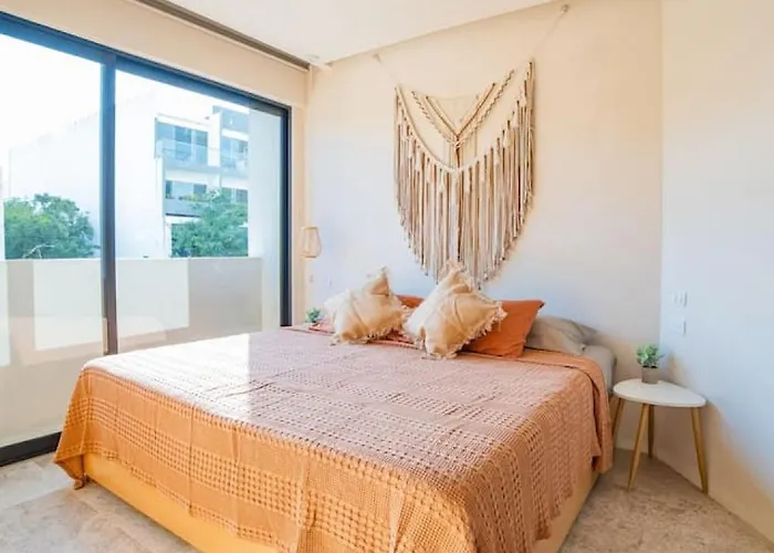Apartment Chic And Elegant Escape In